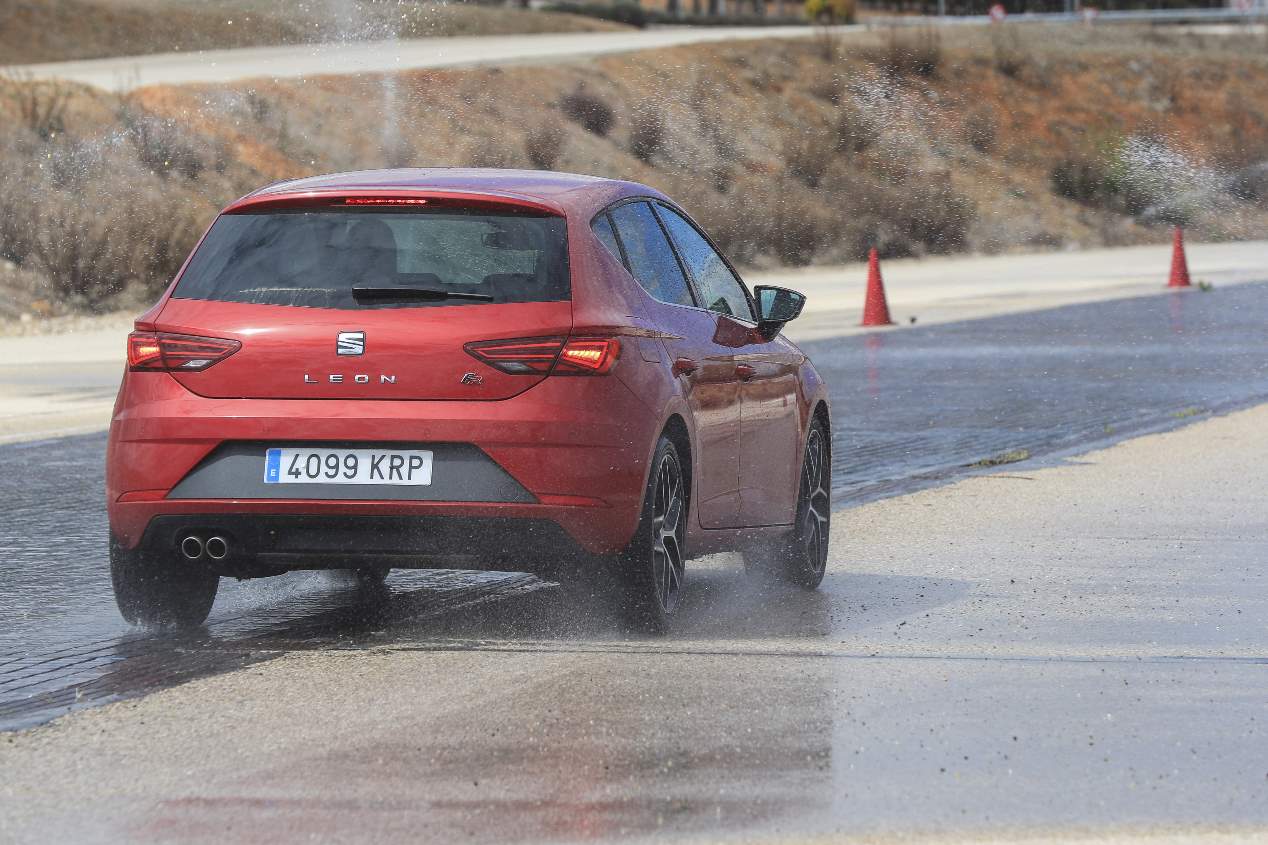 Comparativa: Ford Focus vs Seat León, ¿cuál es mejor?