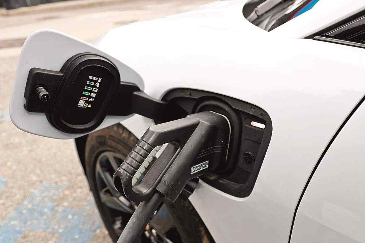 Audi e-Tron y Jaguar i-Pace: los nuevos SUV eléctricos, a revisión