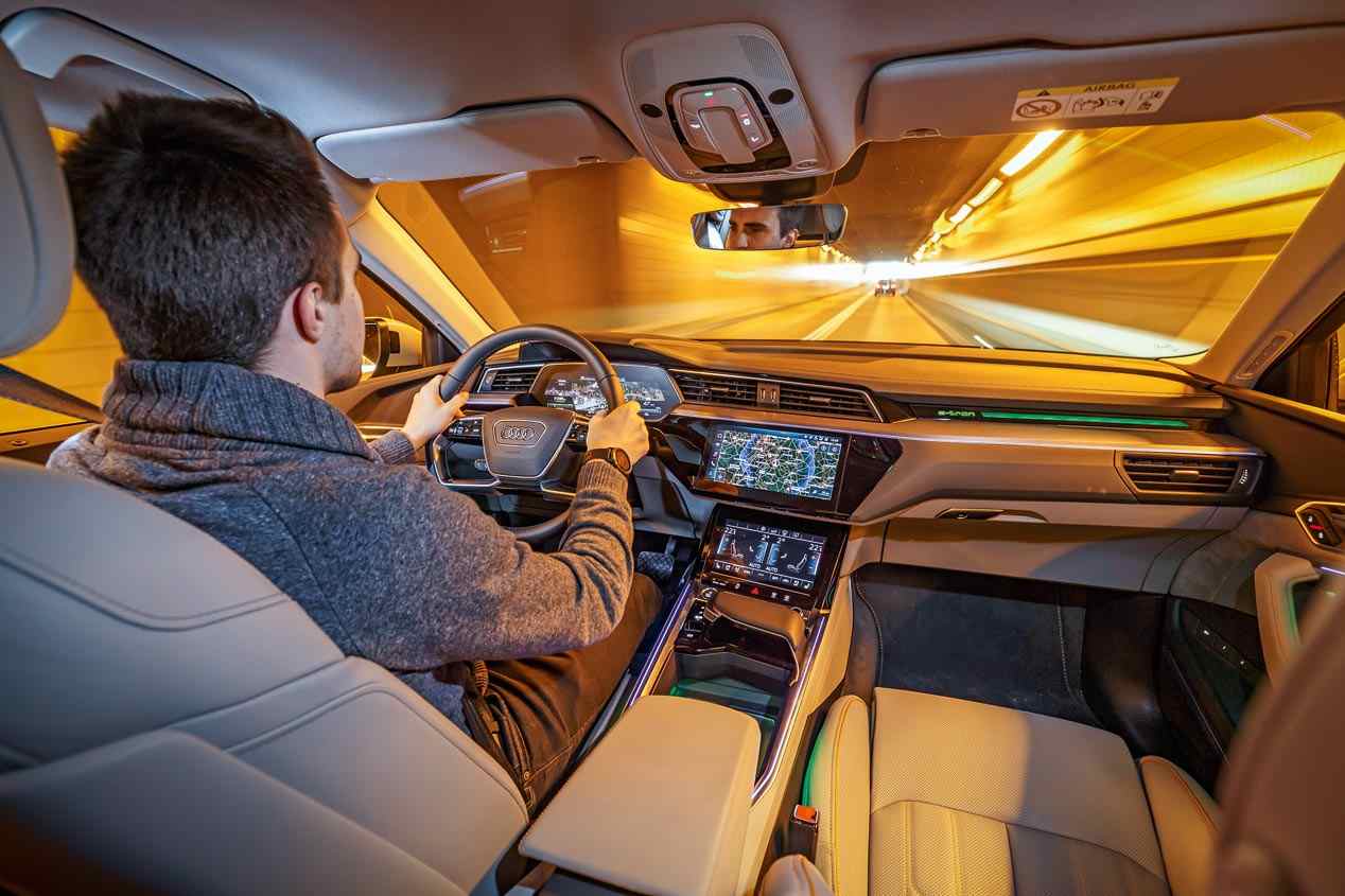 Audi e-Tron y Jaguar i-Pace: los nuevos SUV eléctricos, a revisión