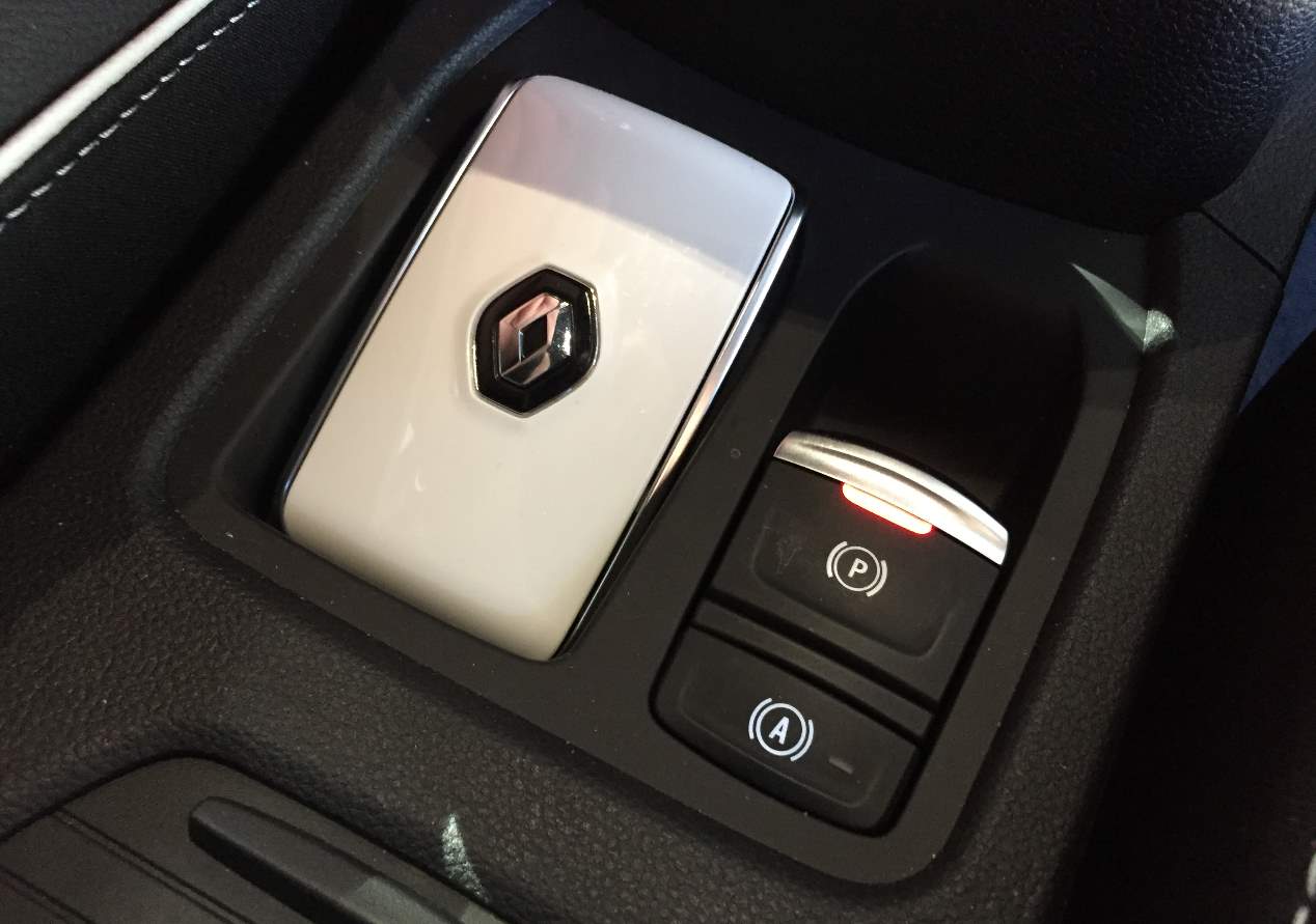 Renault Clio 2019: las fotos clave del interior y de su sistema multimedia