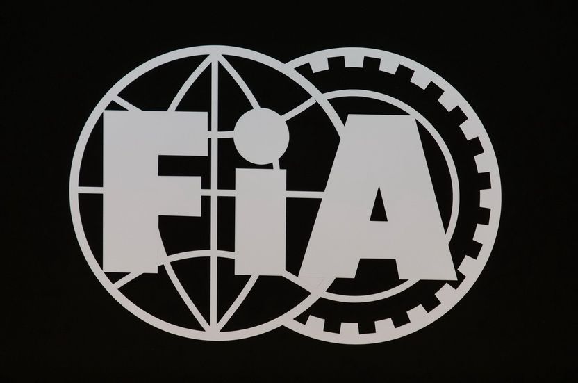 Logotipo de la FIA