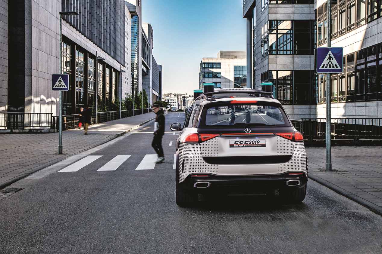 Mercedes ESF: el vehículo experimental de seguridad
