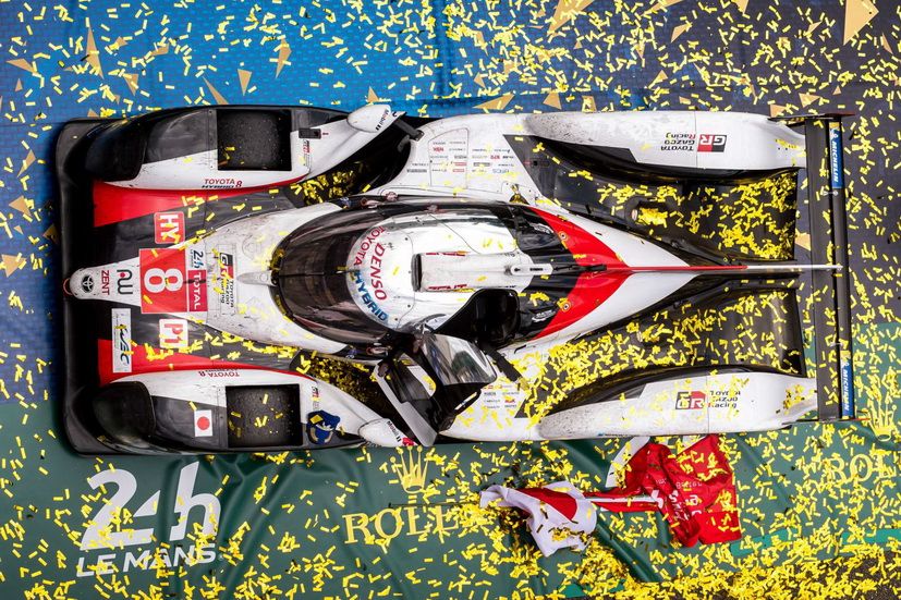 El Toyota #8 cruzó primero la meta