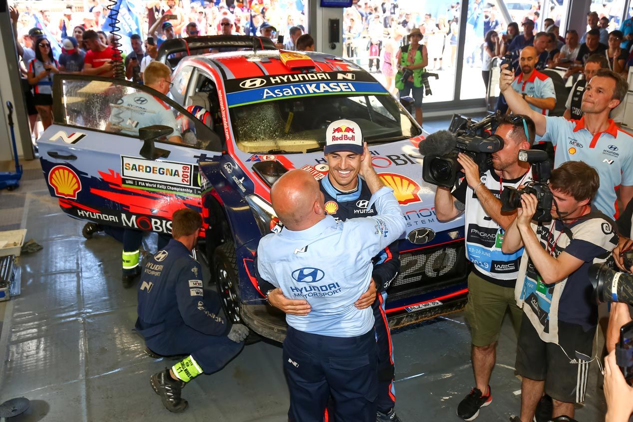 Las mejores imágenes de Sordo y Hyundai en el Rally de Italia 2019