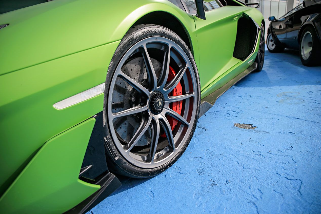 Duelo en Hockenheim, Lamborghini Countach vs Aventador SVJ
