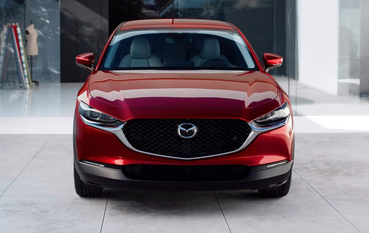 Los nuevos Ford Kuga vs Mazda CX-30, frente a frente