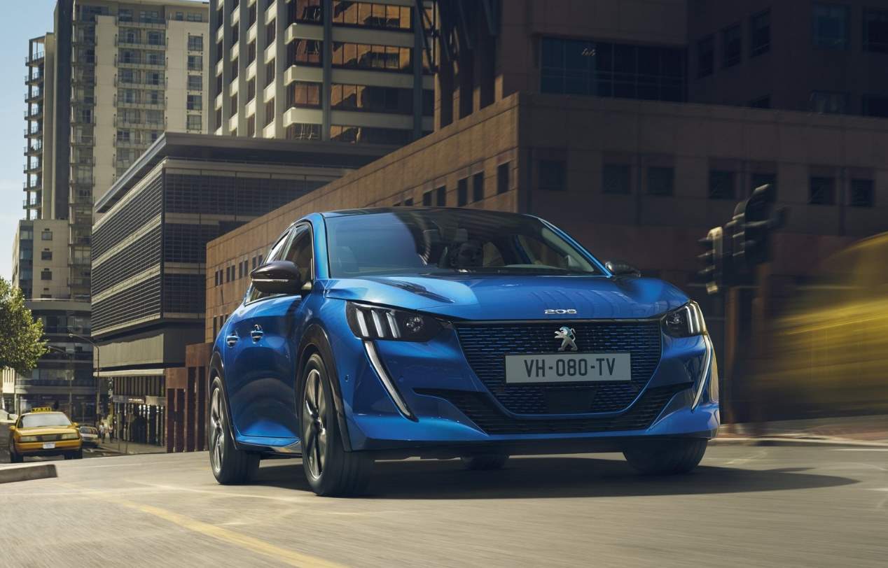 Peugeot e-208, Opel Corsa-e y Renault ZOE, los nuevos eléctricos en fotos