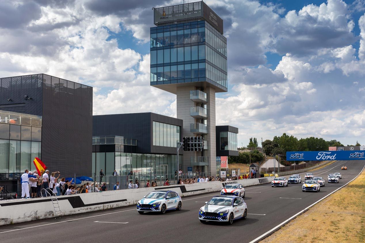 Las mejores imágenes de nuestra victoria en las 24 Horas Ford 2019