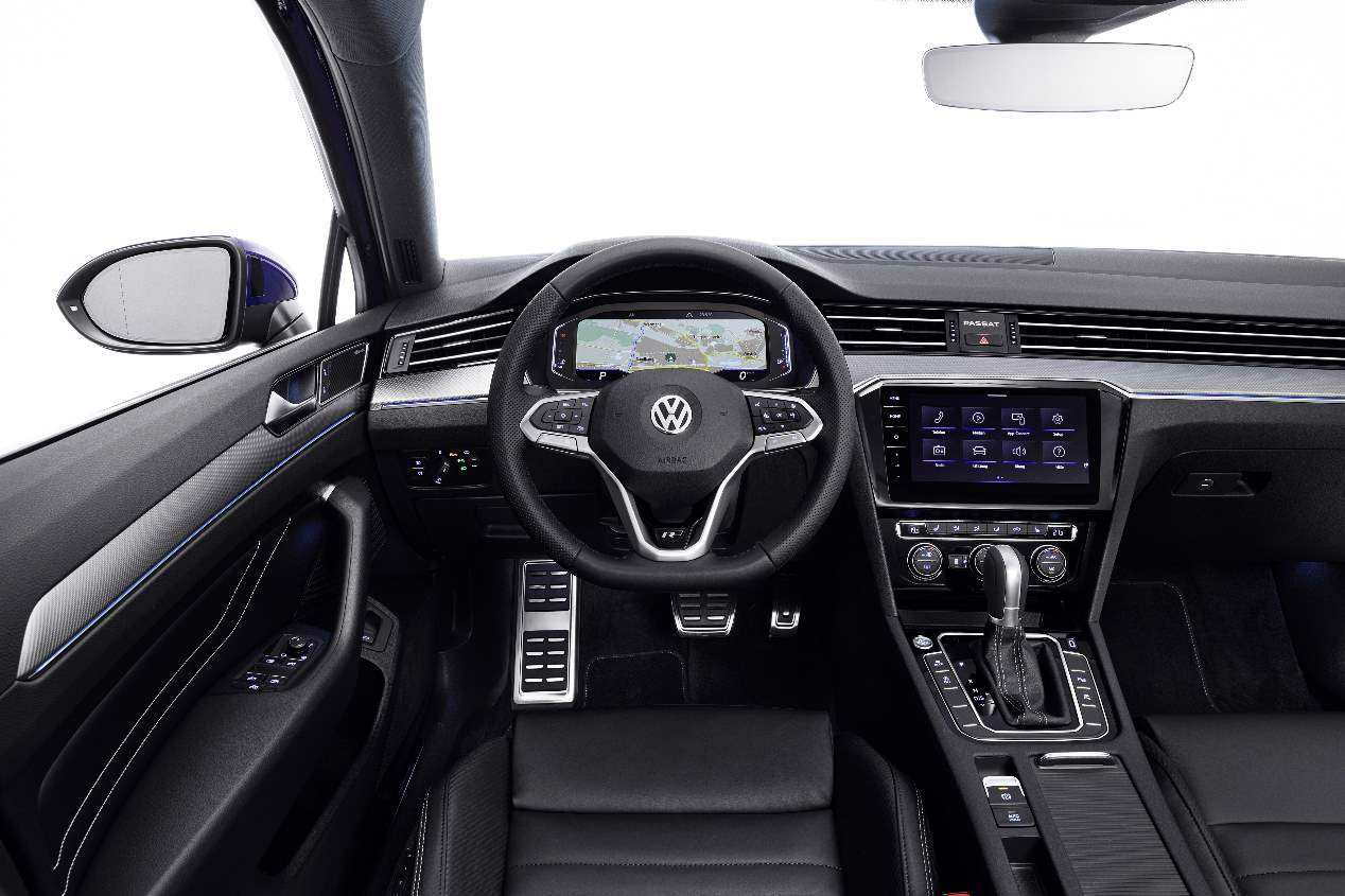 Opel Insignia 2020 vs VW Passat 2019: duelo de nuevas berlinas