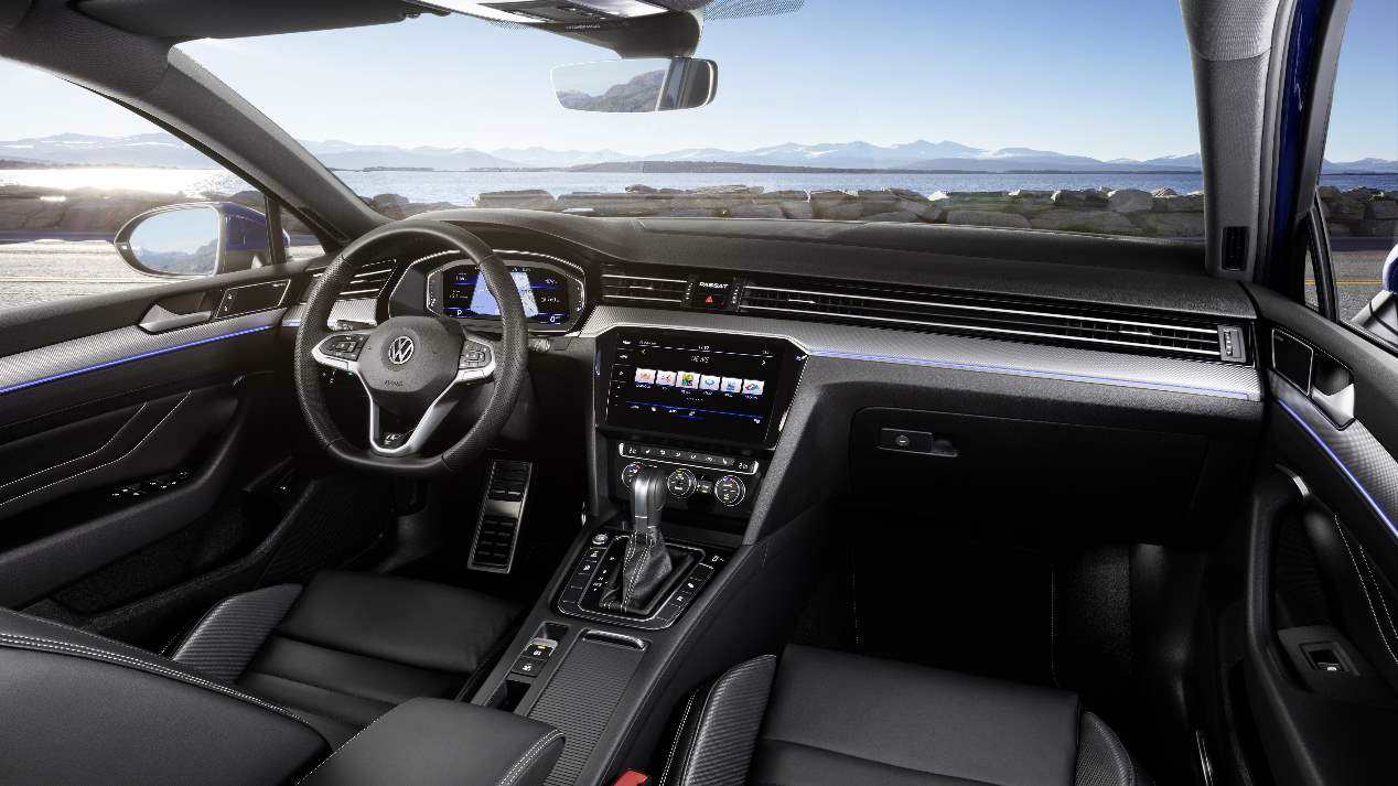 Opel Insignia 2020 vs VW Passat 2019: duelo de nuevas berlinas