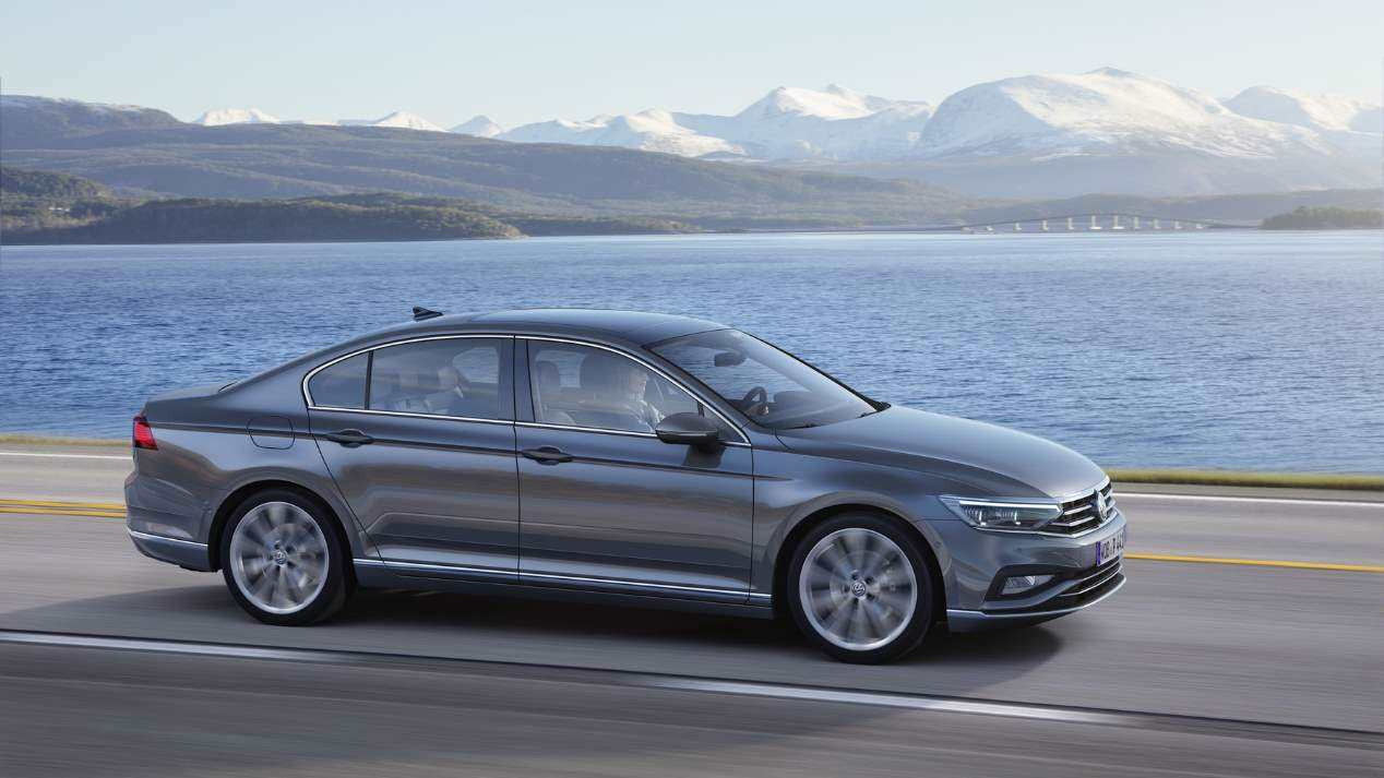 Opel Insignia 2020 vs VW Passat 2019: duelo de nuevas berlinas