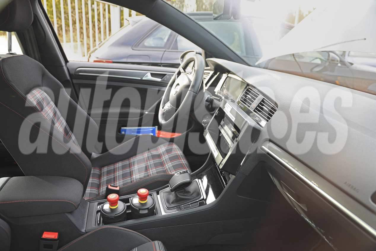 VW Golf 8 vs VW ID.3: ¿qué compacto será mejor, el convencional o el eléctrico? 