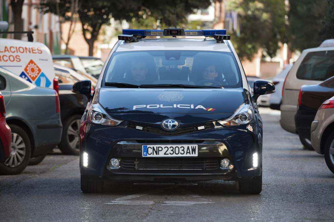 Así es el nuevo coche patrulla iZ de la Policía Nacional