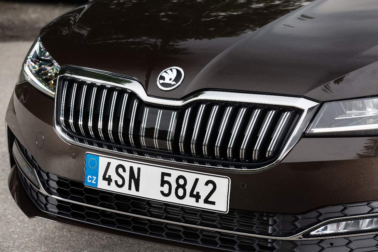 El nuevo Skoda Superb 2019, ya a la venta en España