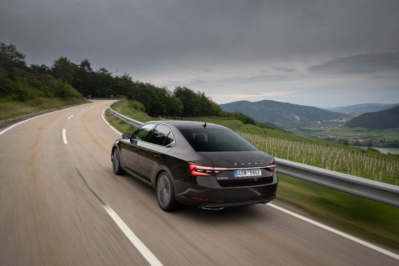 El nuevo Skoda Superb 2019, ya a la venta en España