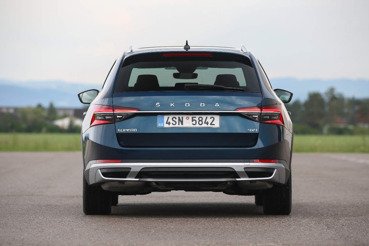 Skoda Superb Scout 2019: las mejores fotos del Superb crossover