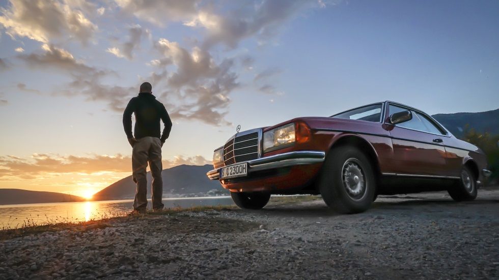 Lo mejor de Albania en ruta con un Mercedes W 123 Coupé: ¡impresionante!