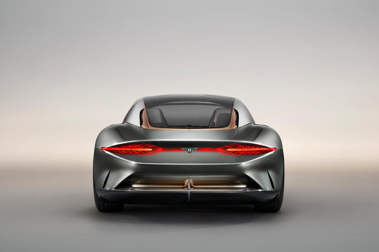 Bentley EXP 100 Concept, una mirada al futuro de la marca de lujo británica
