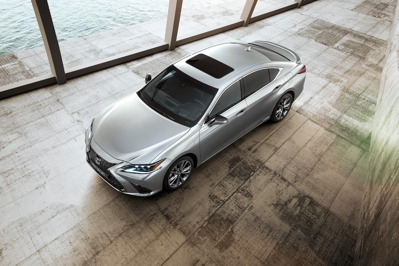 Lexus ES 300h F-Sport
