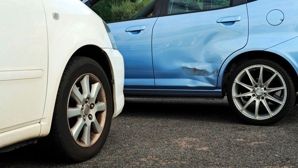 Todo lo que tienes que saber sobre los golpes de chapa en tu coche