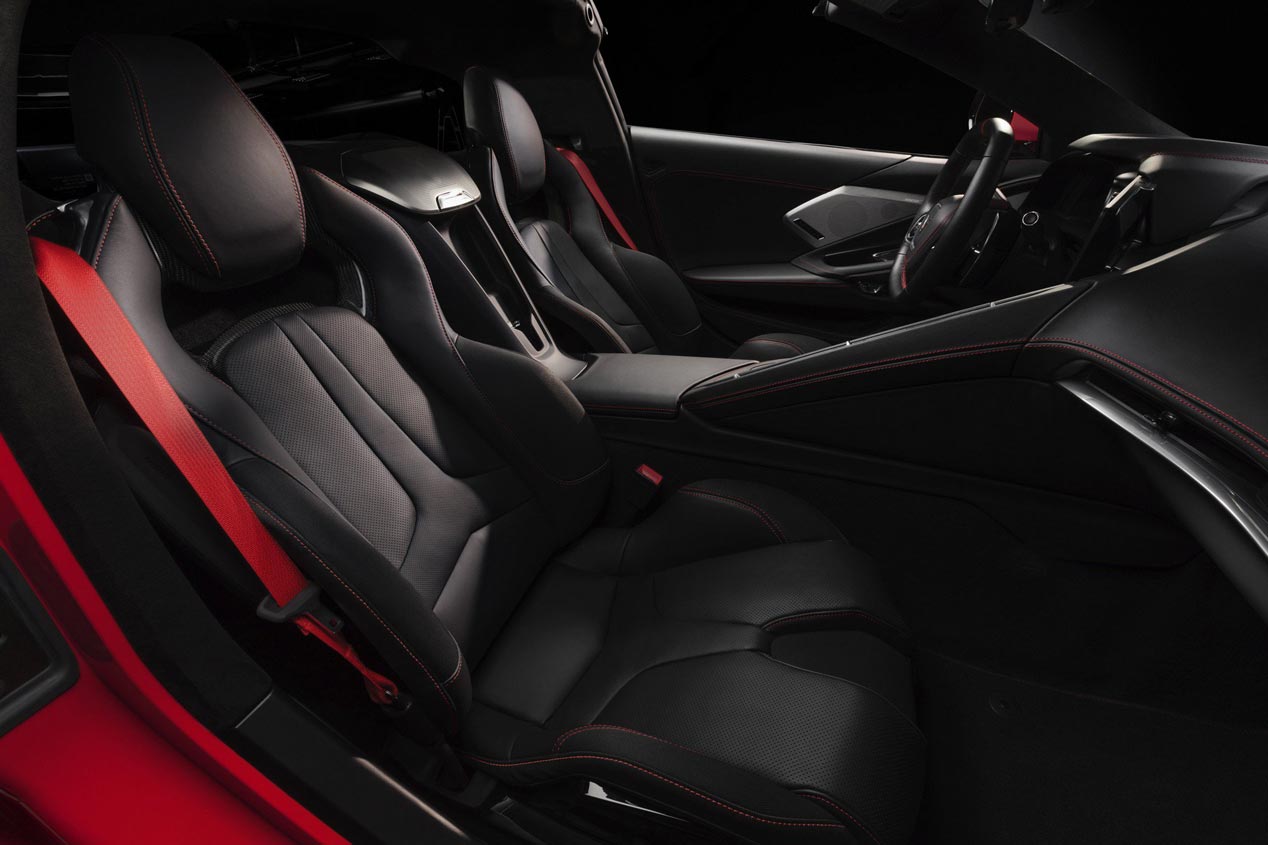 Corvette C8 Stingray 2020, ahora con motor central