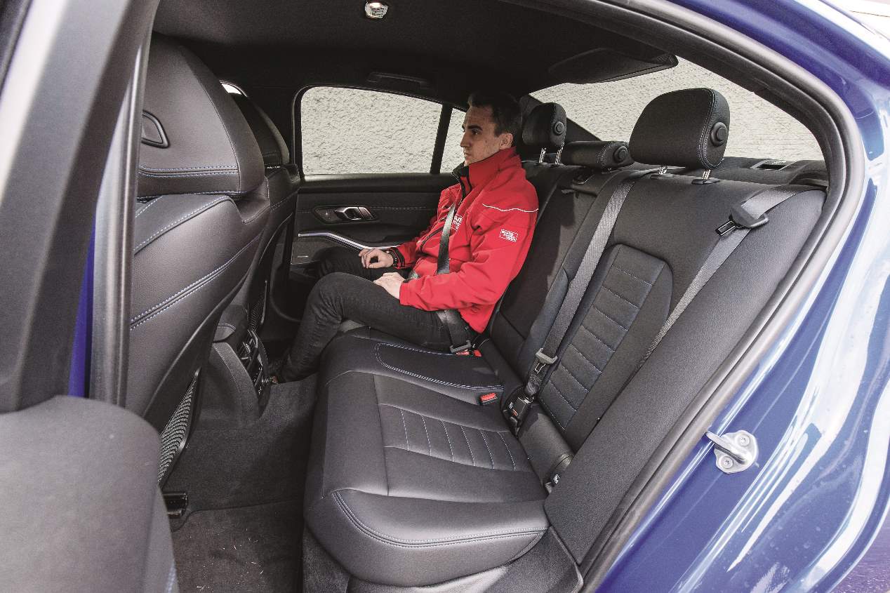 Comparativa de berlinas diésel: BMW 320d vs Mercedes C 220 d