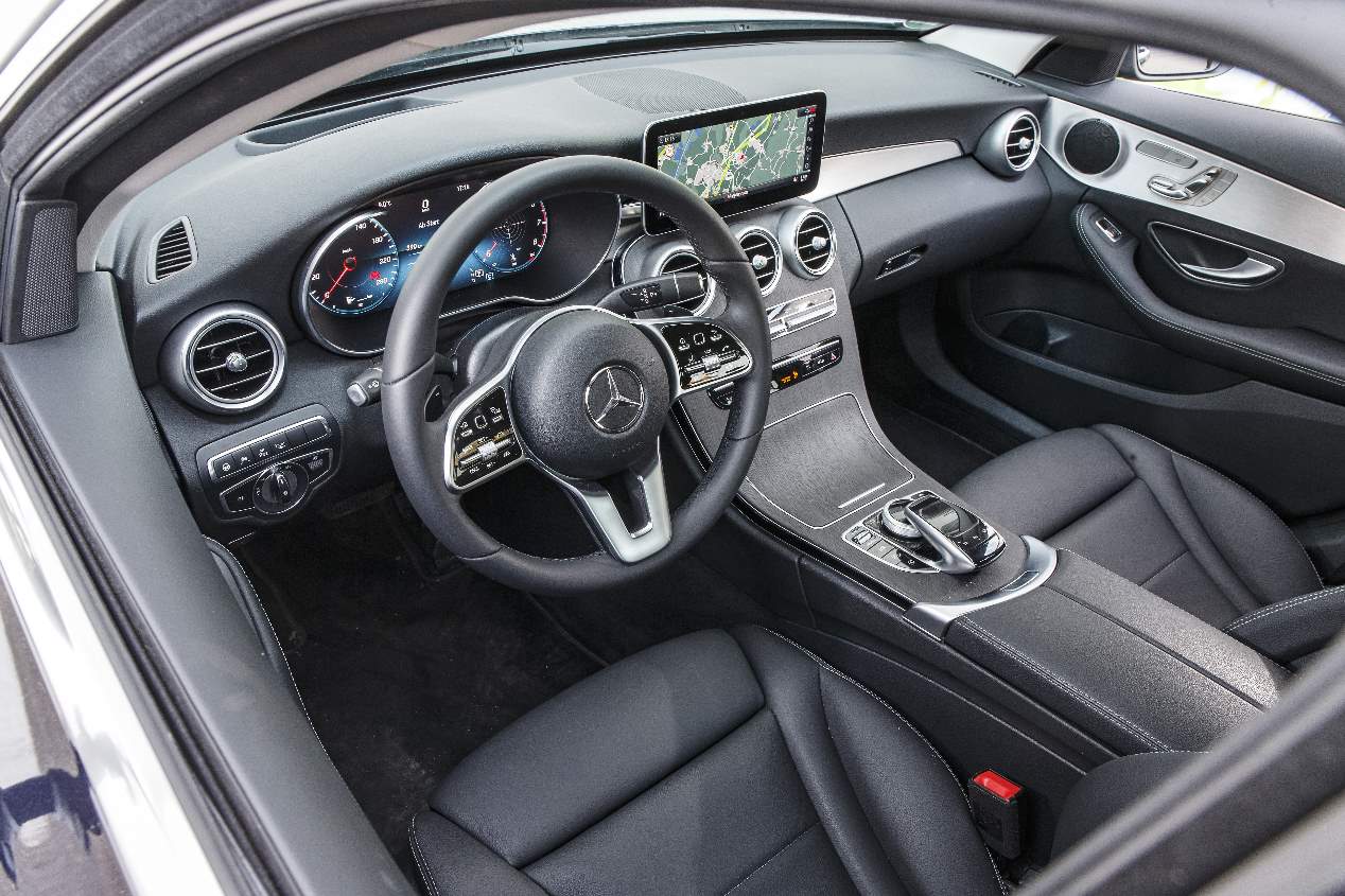 Comparativa de berlinas diésel: BMW 320d vs Mercedes C 220 d