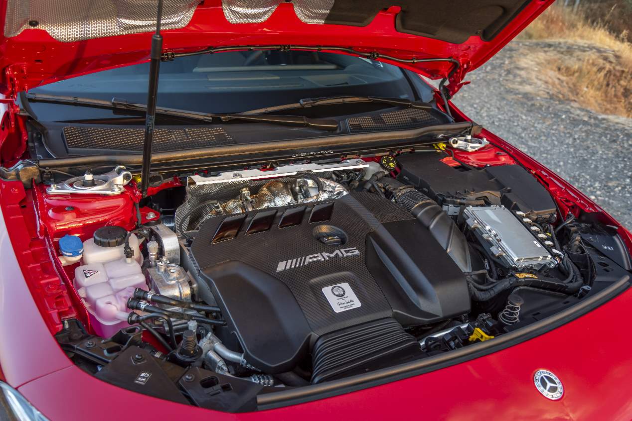 A prueba los Mercedes-AMG A 45 y CLA 45 4Matic 