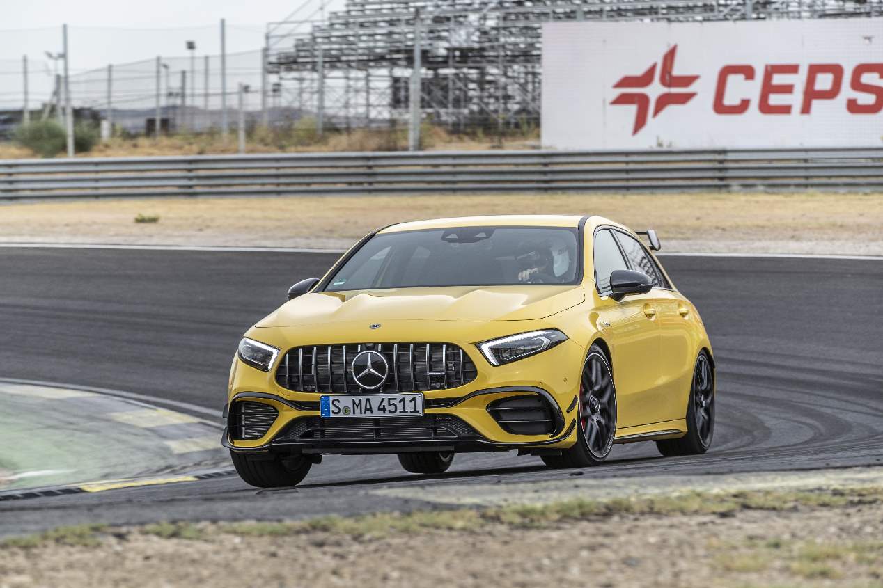 A prueba los Mercedes-AMG A 45 y CLA 45 4Matic 