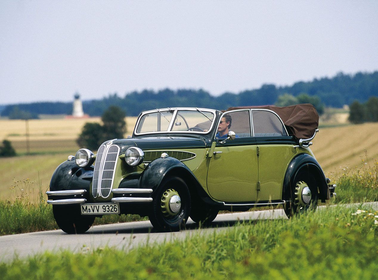 Más de 80 años de diseño: todos los riñones de BMW