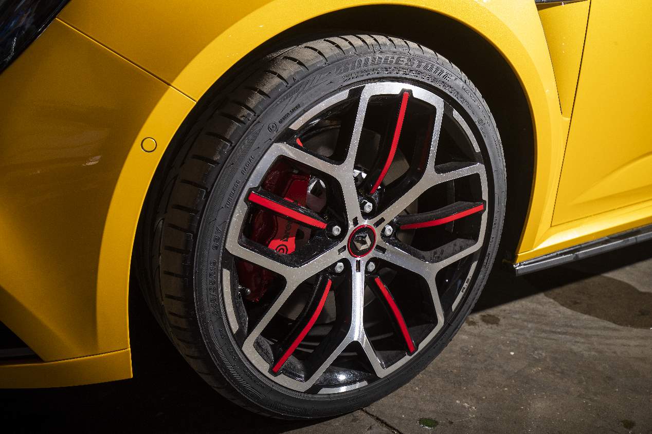 Renault Mégane R.S. Trophy, a prueba uno de los mejores compactos deportivos