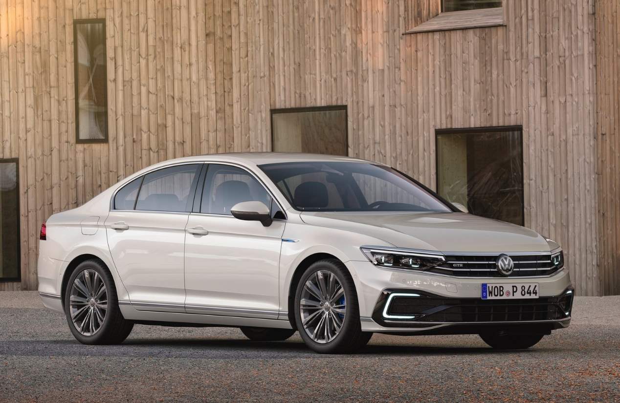El VW Passat híbrido enchufable, ya a la venta en Europa en su gama 2019