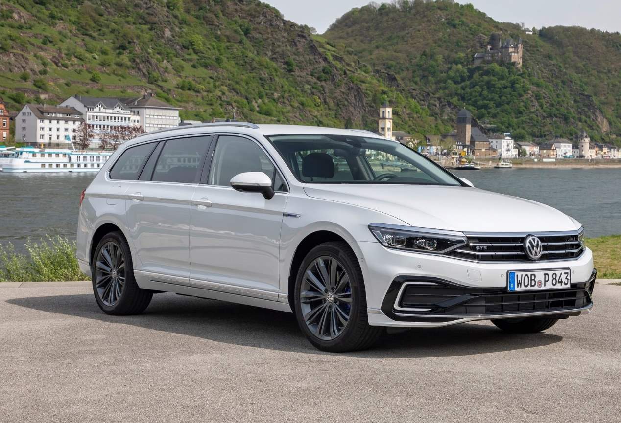 El VW Passat híbrido enchufable, ya a la venta en Europa en su gama 2019