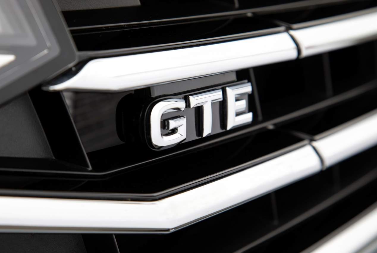 El VW Passat híbrido enchufable, ya a la venta en Europa en su gama 2019
