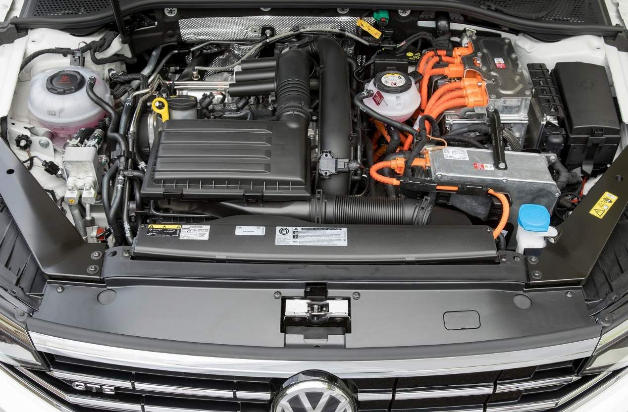 El VW Passat híbrido enchufable, ya a la venta en Europa en su gama 2019