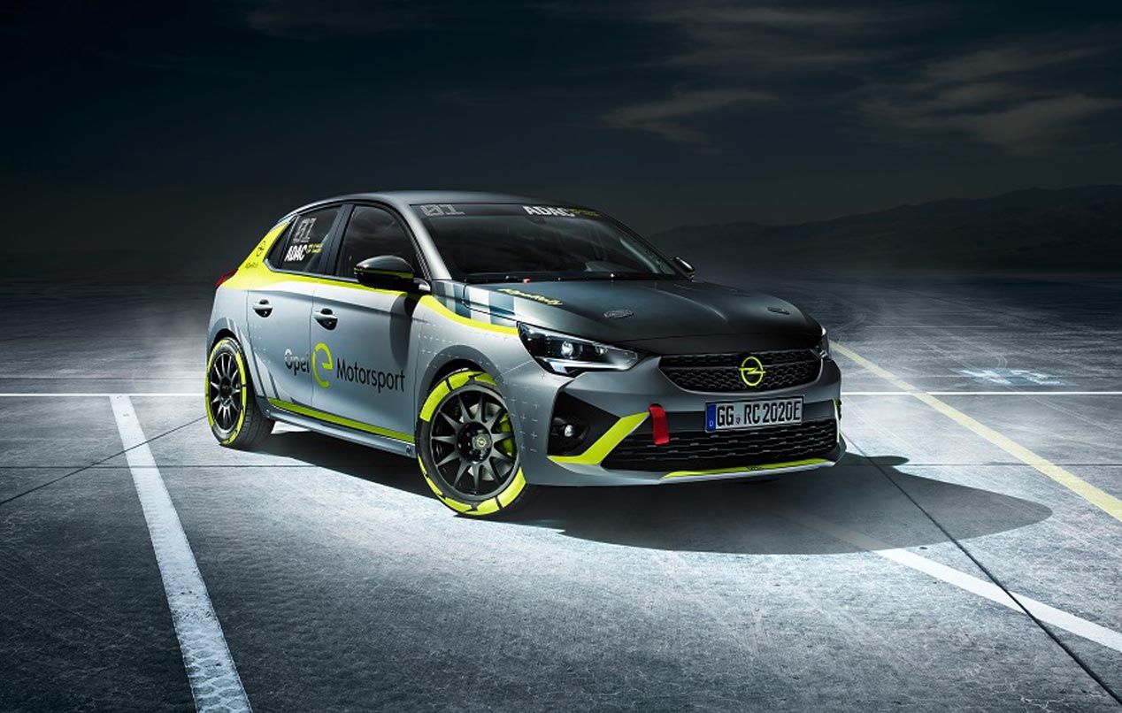 Opel Corsa: primera y última generación, juntas en Frankfurt
