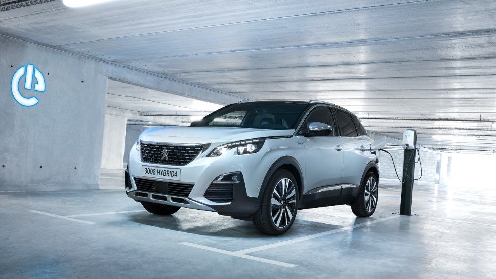 Peugeot 3008 GT Hybrid4: datos oficiales del nuevo SUV híbrido enchufable
