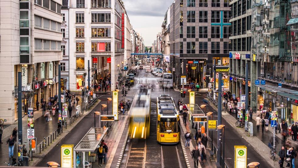 Transporte público a 1 euro: nueva medida contra la contaminación. | Foto: iStock