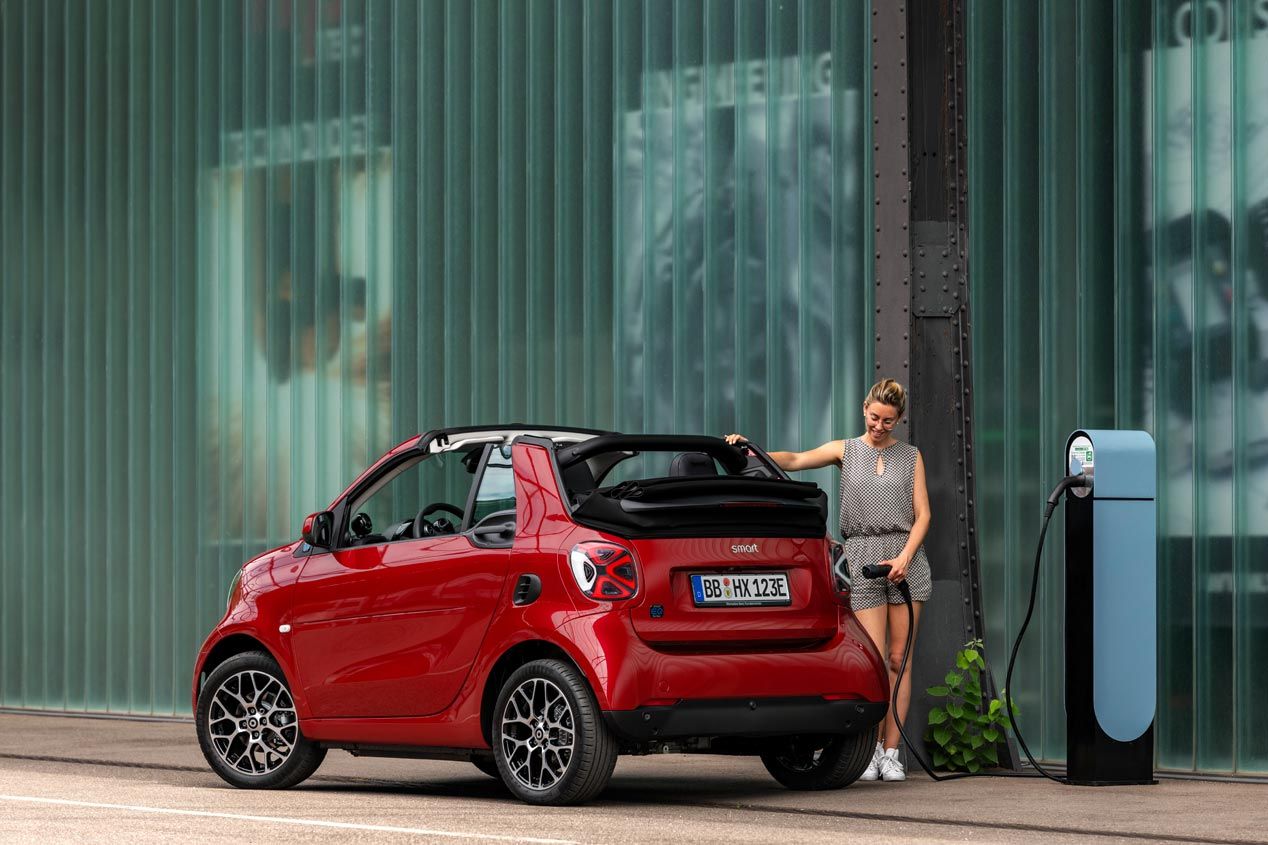 Smart EQ ForTwo y EQ ForFour, la nueva generación solo en eléctrico
