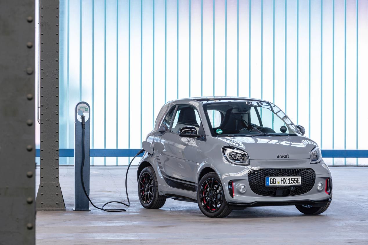 Smart EQ ForTwo y EQ ForFour, la nueva generación solo en eléctrico