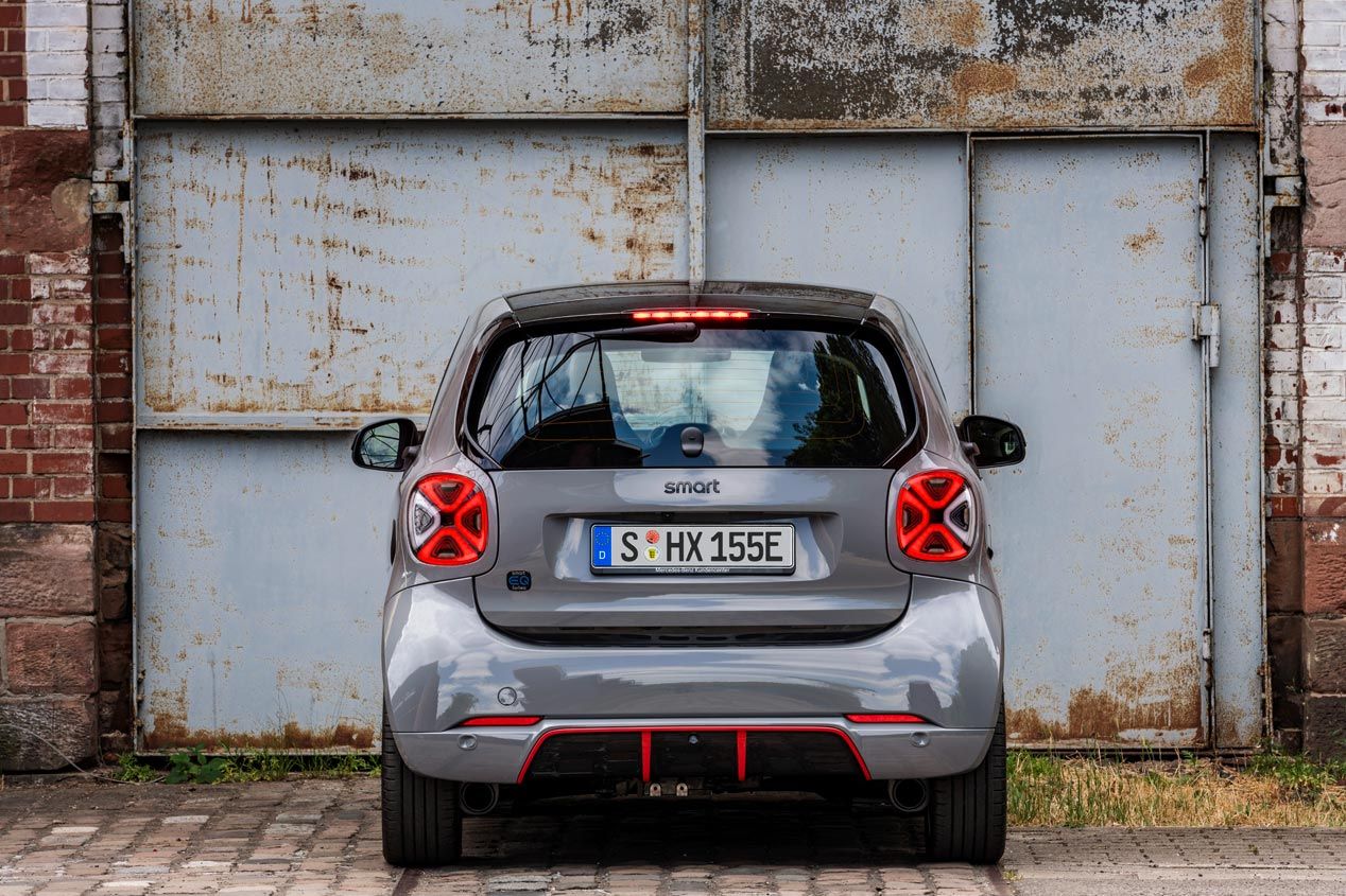 Smart EQ ForTwo y EQ ForFour, la nueva generación solo en eléctrico