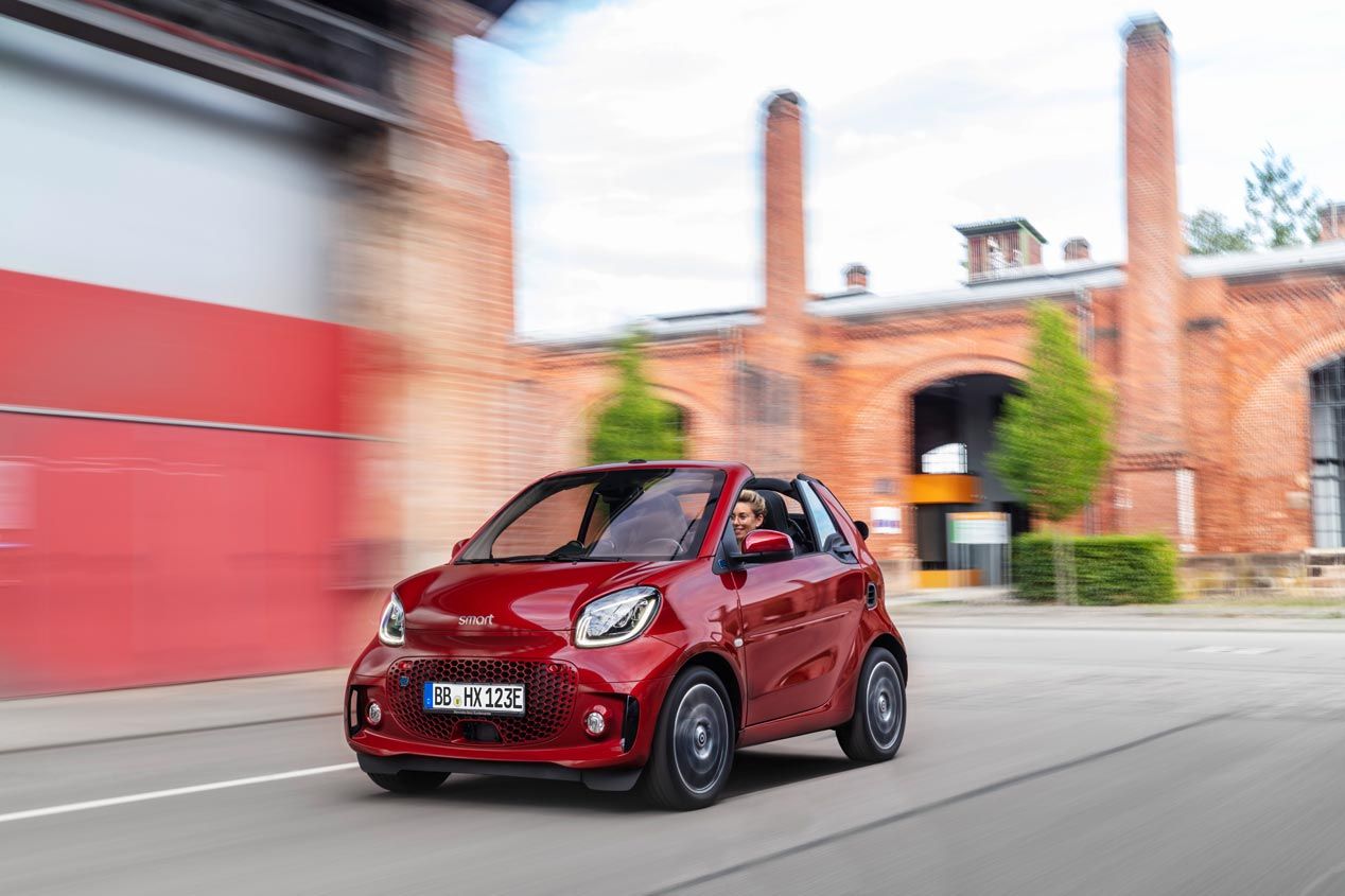 Smart EQ ForTwo y EQ ForFour, la nueva generación solo en eléctrico