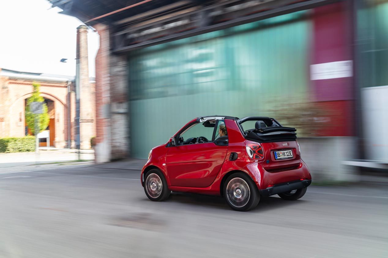 Smart EQ ForTwo y EQ ForFour, la nueva generación solo en eléctrico