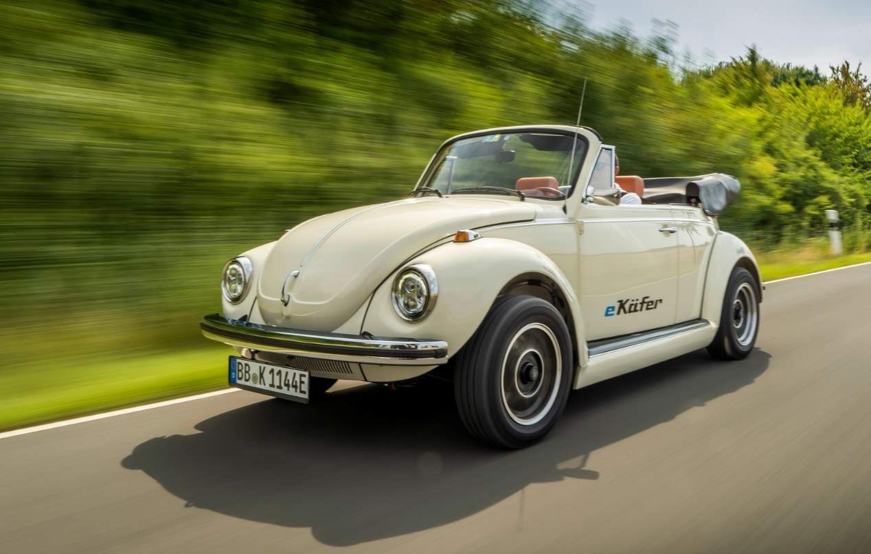 Así es el VW e-Beetle eléctrico, el Escarabajo con más "chispa"