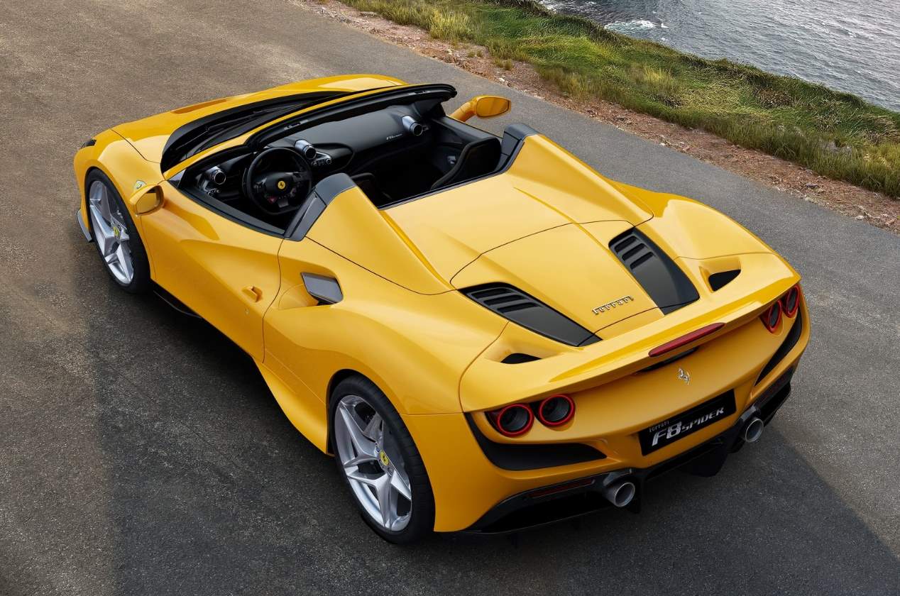 El Ferrari F8 Spider: las fotos del nuevo deportivo descapotable