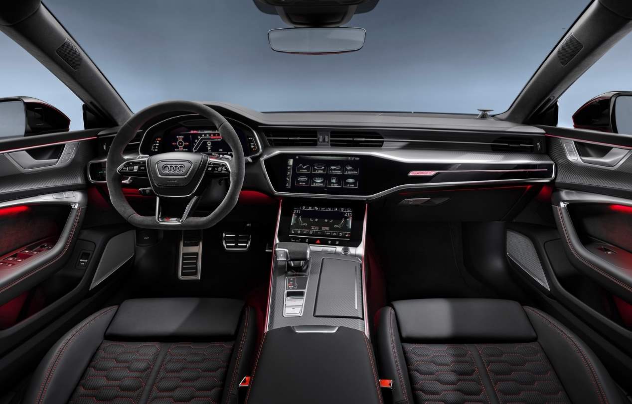 Audi RS 7 Sportback 2020: la berlina coupé, aún más deportiva y potente