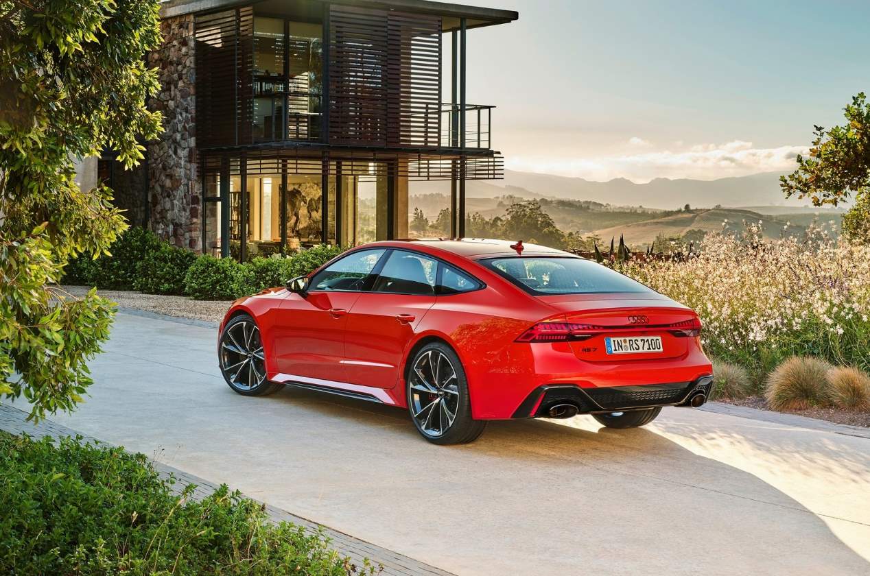 Audi RS 7 Sportback 2020: la berlina coupé, aún más deportiva y potente