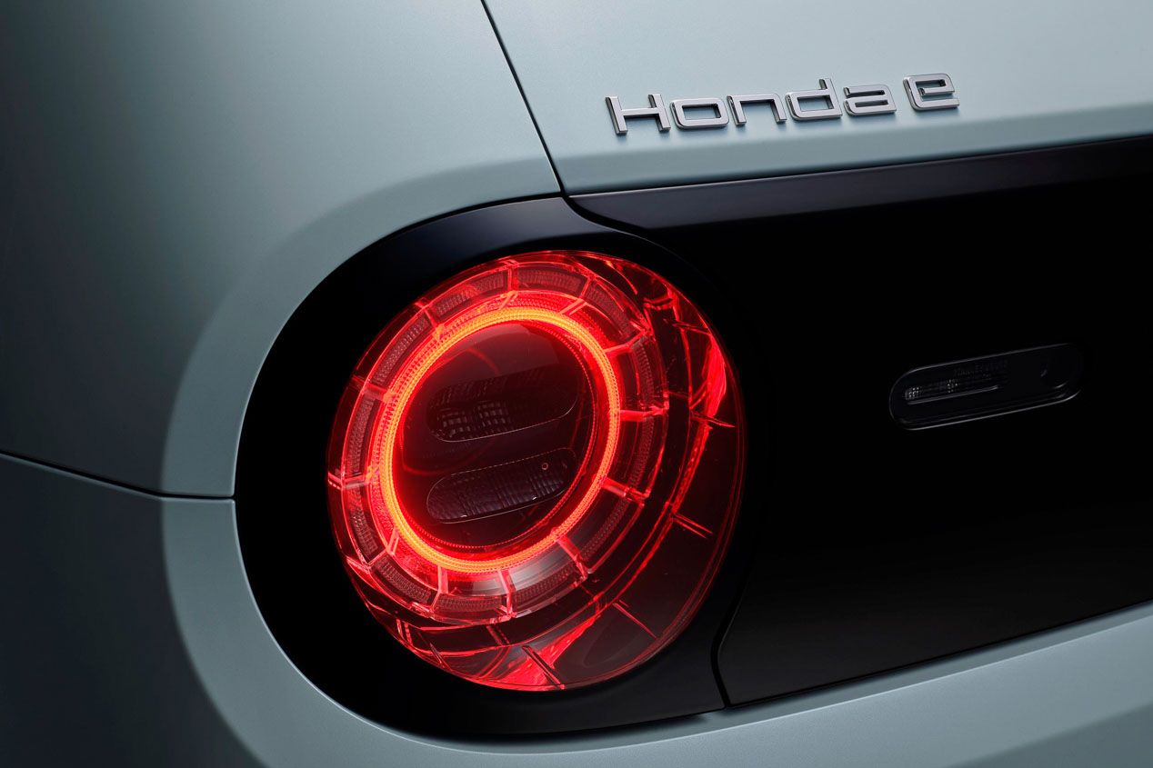 Honda e, el eléctrico urbano de Honda, desde 34.800 euros 