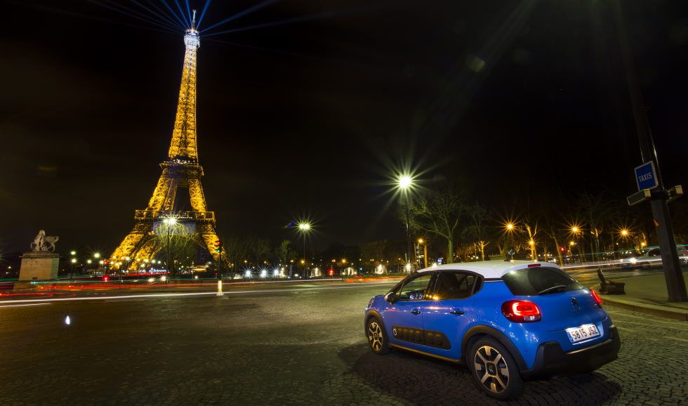 París ha encargado a ICCT la medición remota del aire al paso de los coches por sus calles, para determinar 