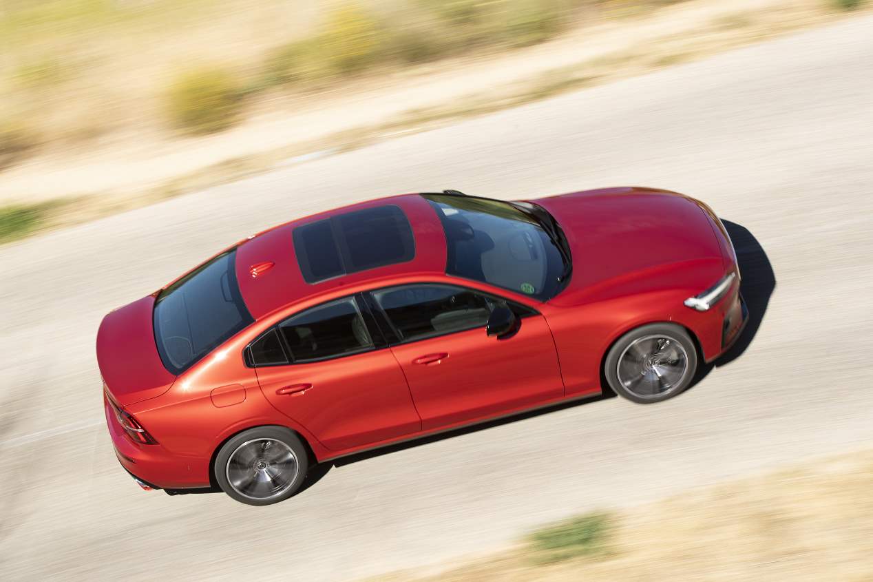 Comparativa: BMW 330i vs Volvo S60 T5